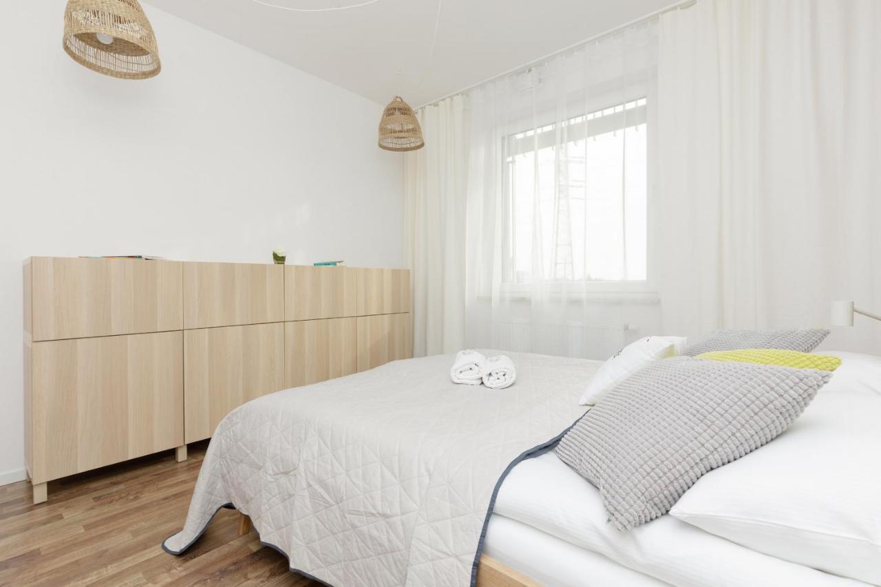 Stacja Wola Apartments With Parking By Noclegi Renters Varşova Dış mekan fotoğraf